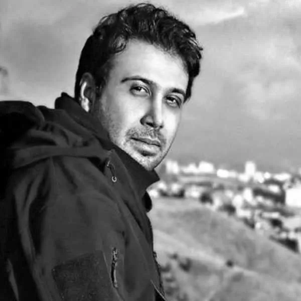 دانلود آهنگ ساعت دیواری محسن چاوشی از اینستا آهنگ